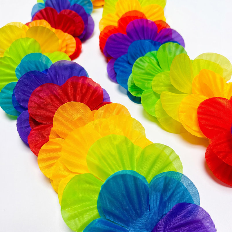 Paquet de 60 colliers en forme de fleurs de plumeria en soie 42,52 po Rainbow Hawaiian Leis pour Luau Tropical Party