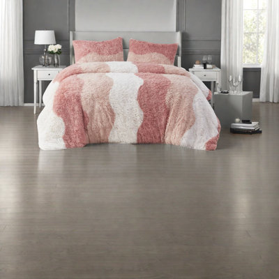 Luxury 3-piece Bedding Set, Shaggy Faux Fur, Cozy And Modern Design