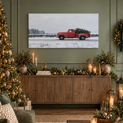 «Red Vintage Pickup Truck with Evergreen Tree on Christmas», art mural sur toile