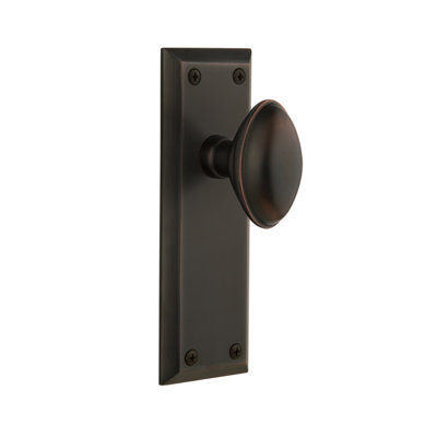 Grandeur Fifth Avenue Plate Privacy with Eden Prairie Door Knob