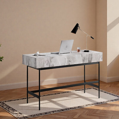 Bureau d'écriture gris clair et blanc clair