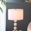 Lampe de table de style moderne
