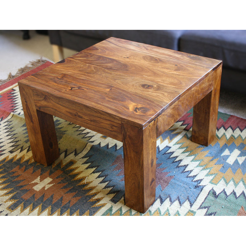Table basse en bois massif Isaiah