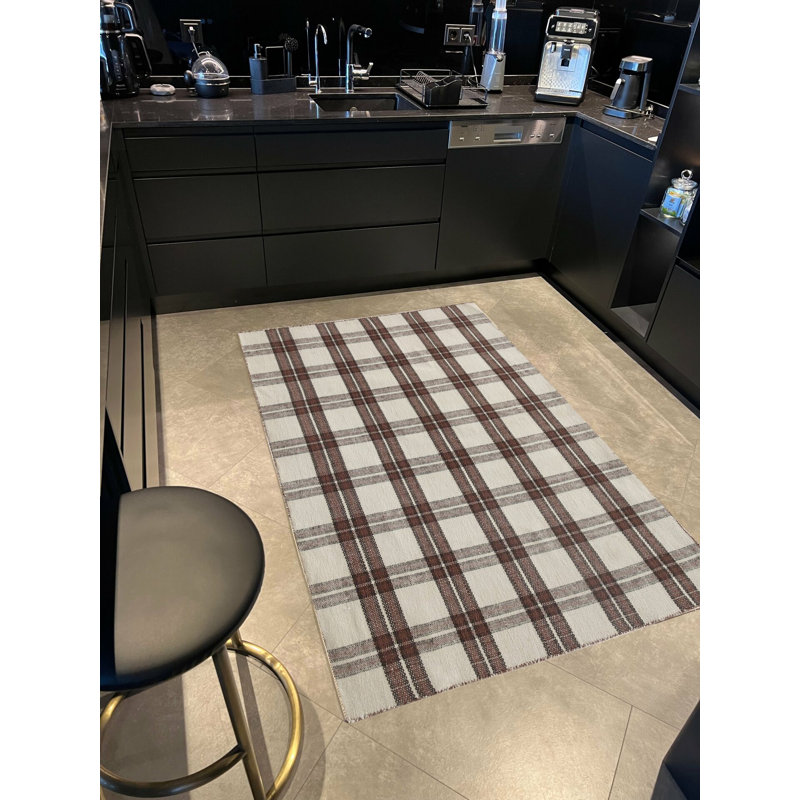 Tapis tissé à motif écossais beige et brun, Rectangle 3 pi 11,24 po x 5 pi 10,87 po