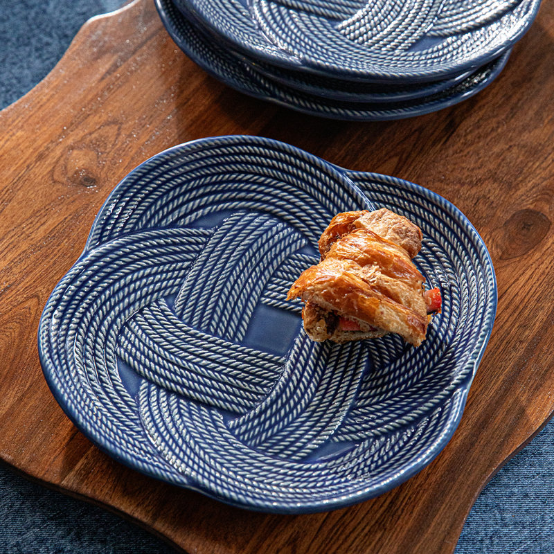 Le Panier Mystic Knot Dessert/Salad Plate