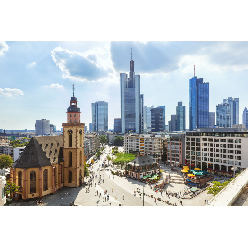Skyline of Modern Francfort - Photographie sur toile tendue, H 12 po x l 18 po