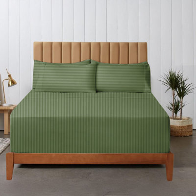 200 Thread Count Striped Microfiber Fitted Sheet
