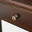 Petite console traditionnelle en bois massif avec tablette, tiroir et pieds tournés Alden-2102964817