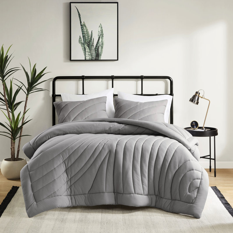 3 pièces d'édredon très grand / gris de couleur grise avec un rembourrage de 350 g / m² pour un confort supérieur, comprend et 2 taies décoratives - sans danger pour la peau