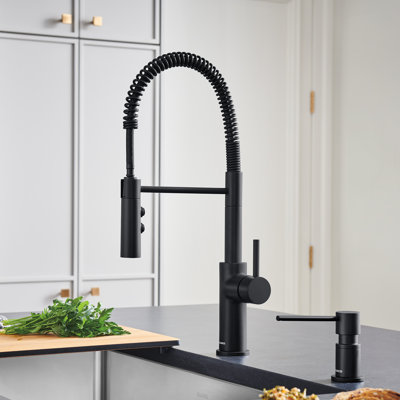 Catris Semi-Pro Pull-Down Dual-Spray Kitchen Faucet