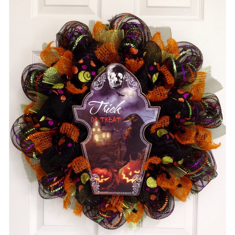 Halloween Wreath with Spooky Raven
