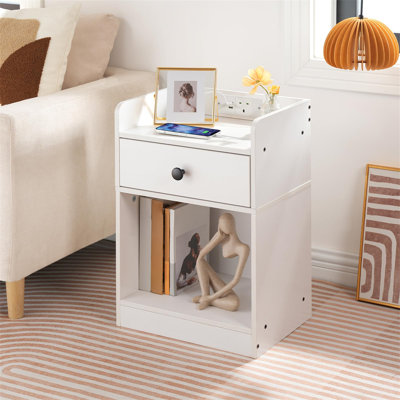 Bergsteinn 38cm W Manufactured Wood Bedside Table