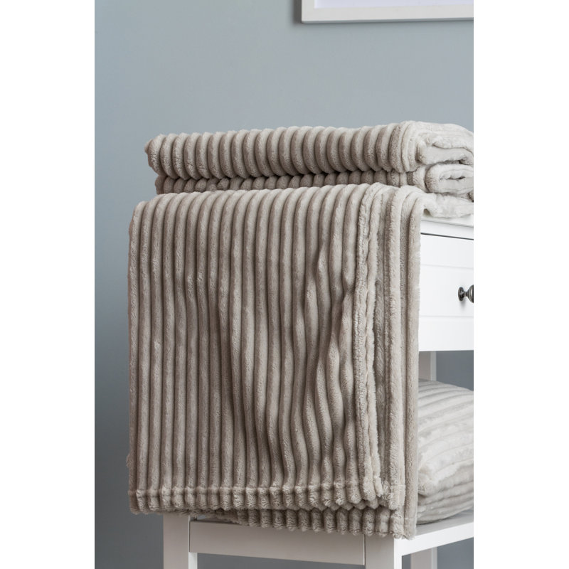 Liscomb Throw Blanket, Silver