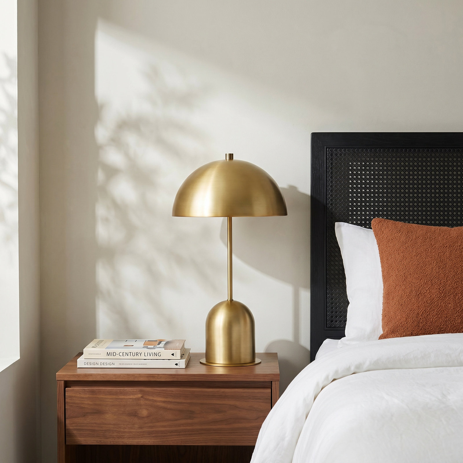 Saed Desk Lamp, Brass