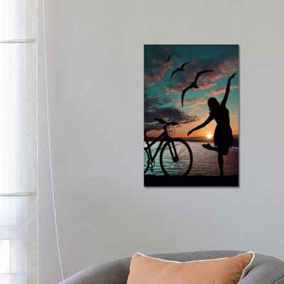 Siluet 1 Piece Wrapped Canvas Wall Art