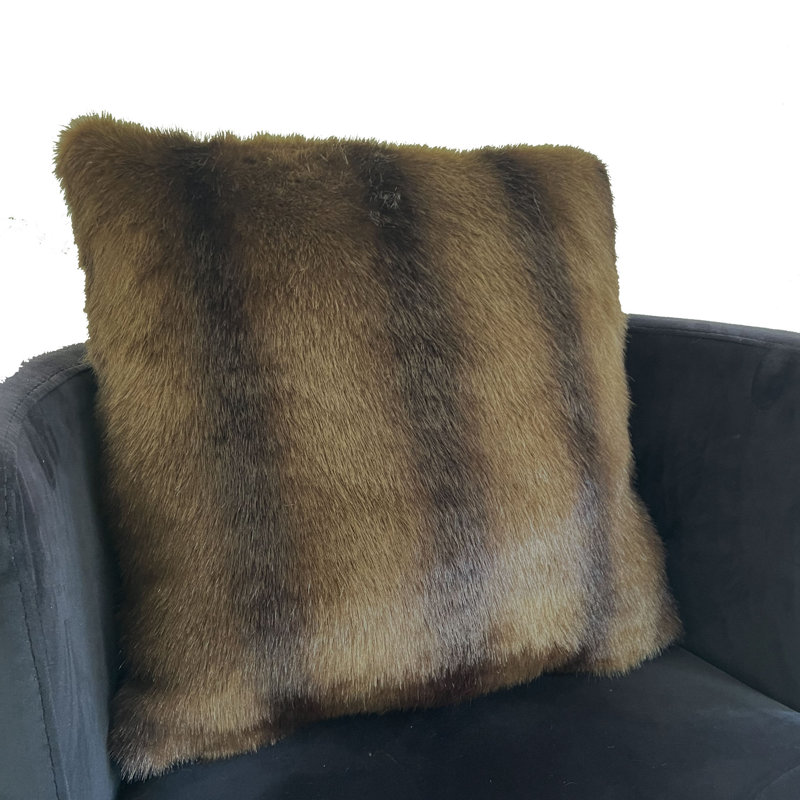 Luxueux coussin vison fabriqué à la main, 18 po x 18 po, Coussin décoratif