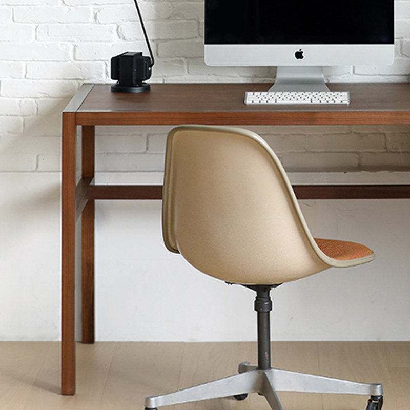 Bureau d'écriture avec rangement en bois massif noir, H 29,52 po x l 47,24 po x P 21,65 po