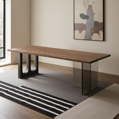 Modern minimalist style desk