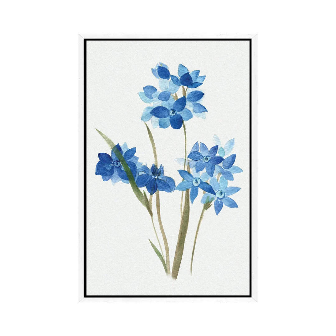 Blue Blossom Botanical I von Tava Studios - Galerie-verpackte Leinwand Giclée auf Leinwand