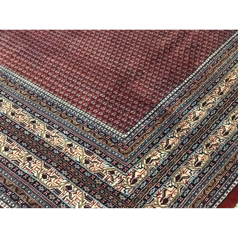 Tapis rouge noué à la main de haute qualité