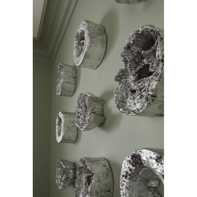 Cast Eroded Wood Circle Wall Décor