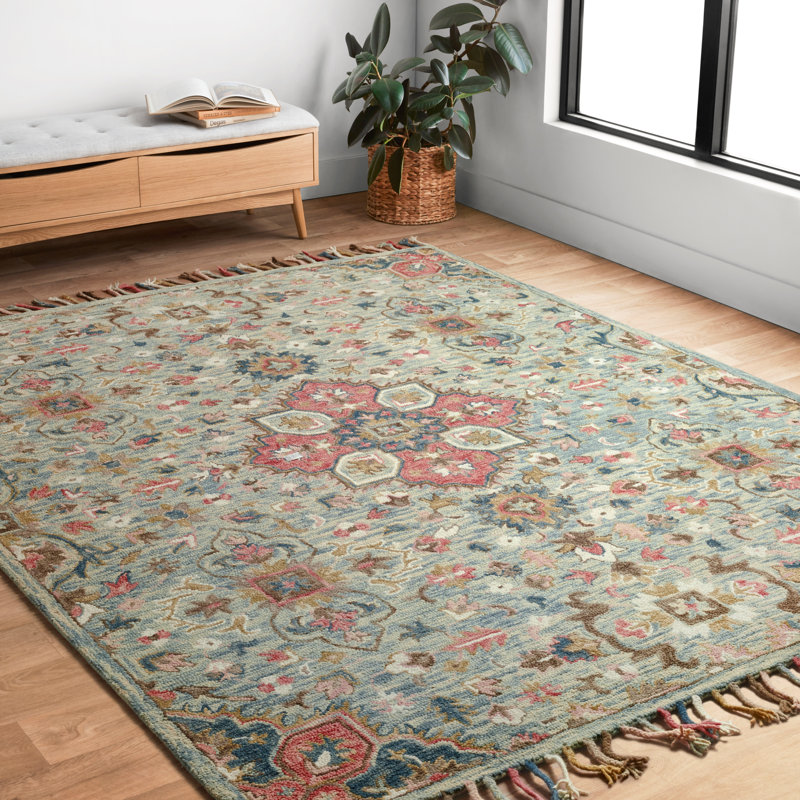 Tapis oriental bleu clair en laine Leyna, Rectangle 7 pi 9 po x 9 pi 9 po