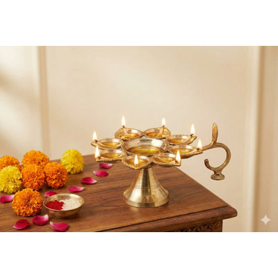 Lampe 9 po en laiton à sept mèches Aarti - offrande traditionnelle rituelle Diya et Puja