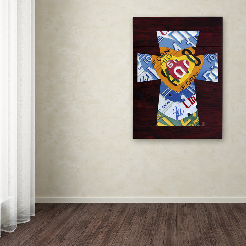 «Heart Cross» par Design Turnpike, impression sur toile, H 19 po x l 14 po x P 2 po