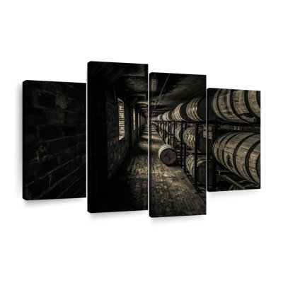 " Whiskey Cellar " 4 - Pieces