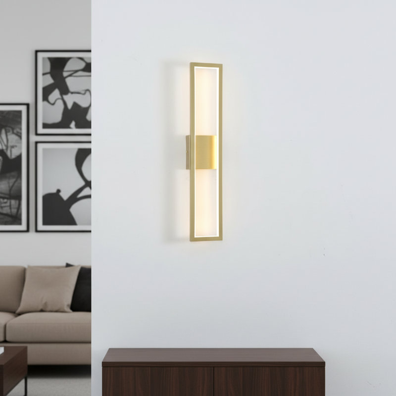 Applique murale moderne à DEL dorée Kaniesha à 1 lumière (61 cm) avec variateur Triac, H 24 po x l 4,6 po x P 2,4 po, Or
