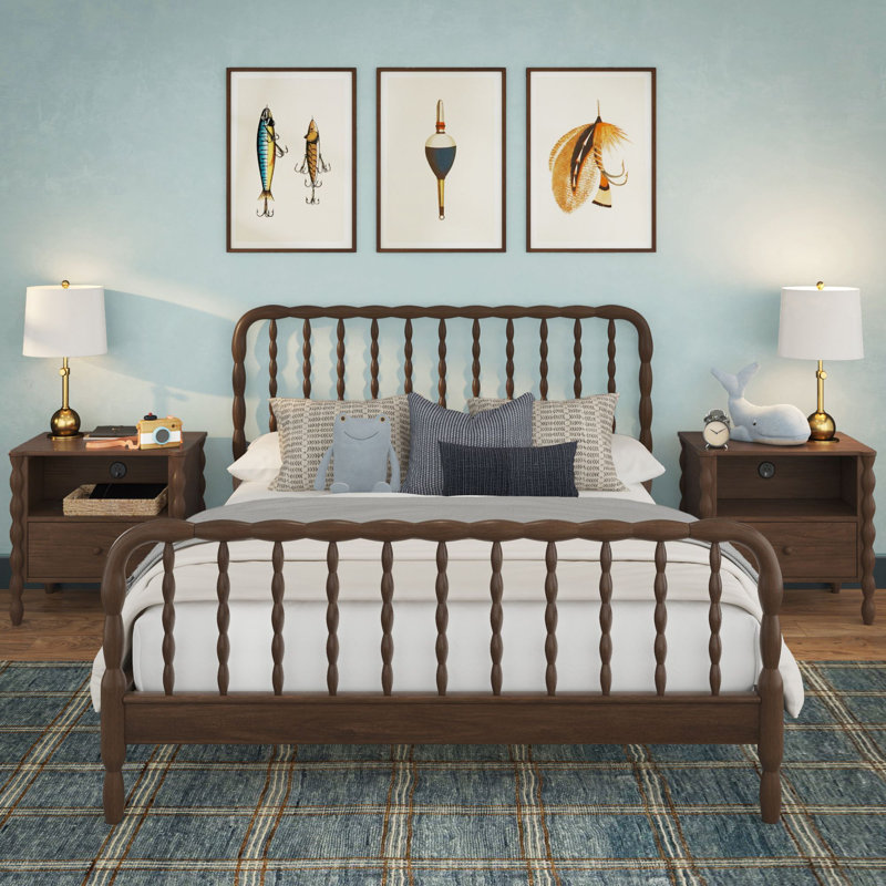 Lind Spindle Queen Solid Wood Bed, Brown, Queen