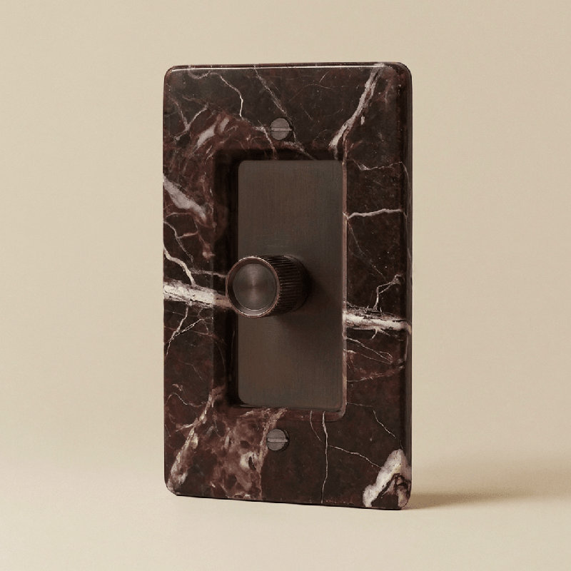 Gradateur à 3 voies The Stone, Marbre - Rosso Levanto / finition bronze avec pati