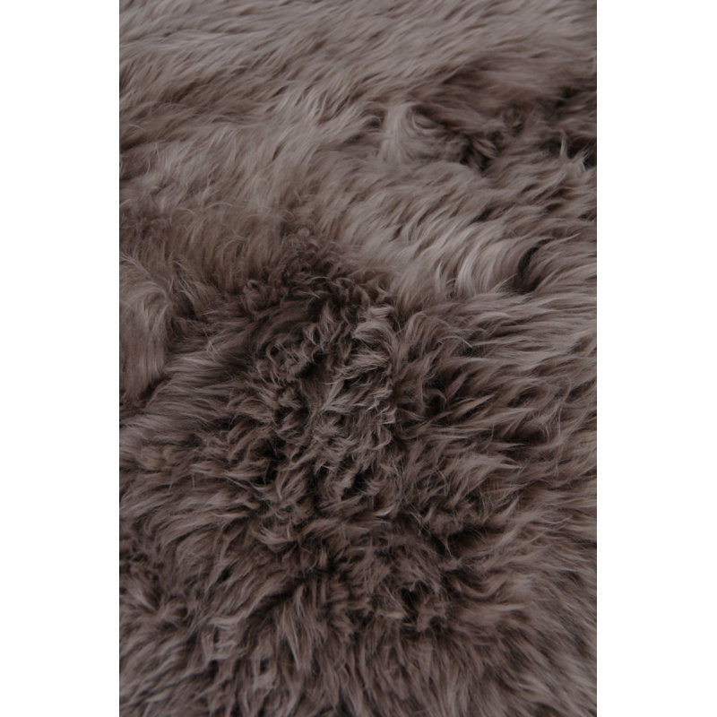 Sheepskin Area Rug in Mushroom, Rectangle 2' x 3'