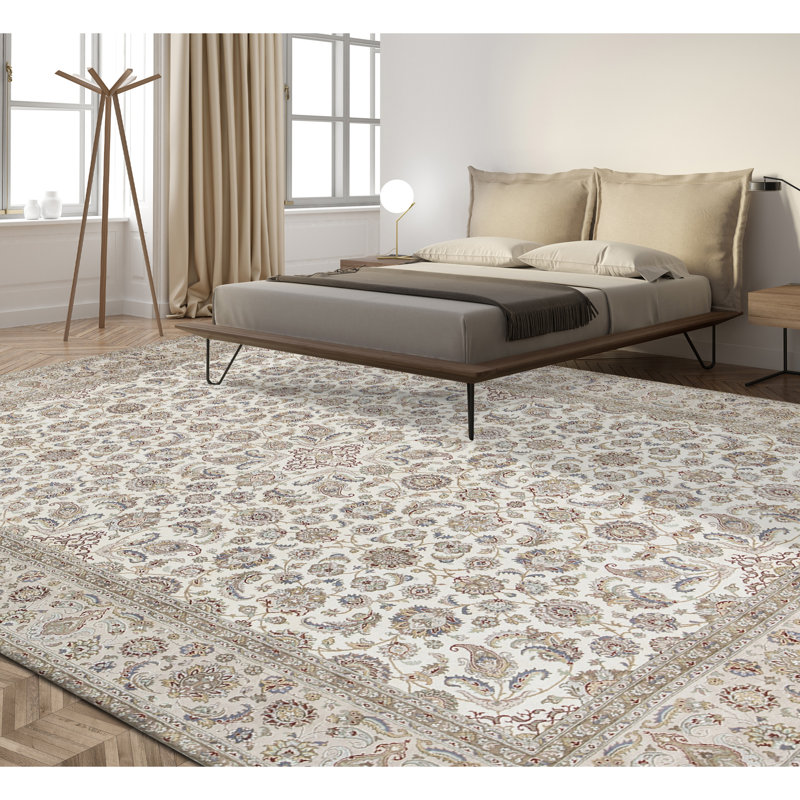 Oriental Area Rug in Ivory