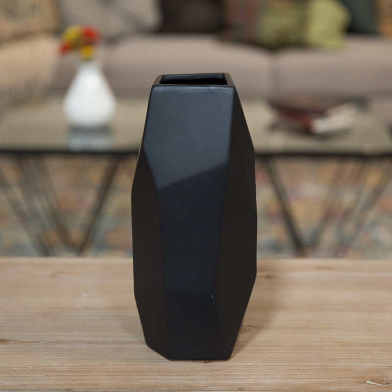 Vase de table en céramique Vinson, H 12 po x l 5,5 po x P 5 po, Noir