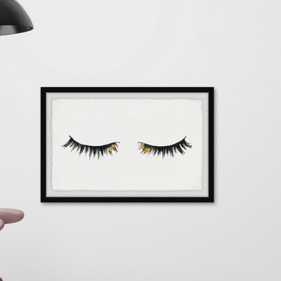«Golden Lash II», reproduction encadrée