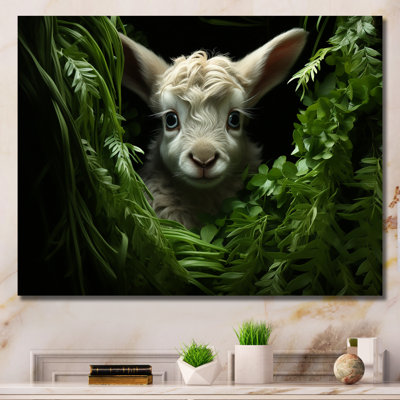 «White baby goat floral meadow III», impressions sur toile de chèvre