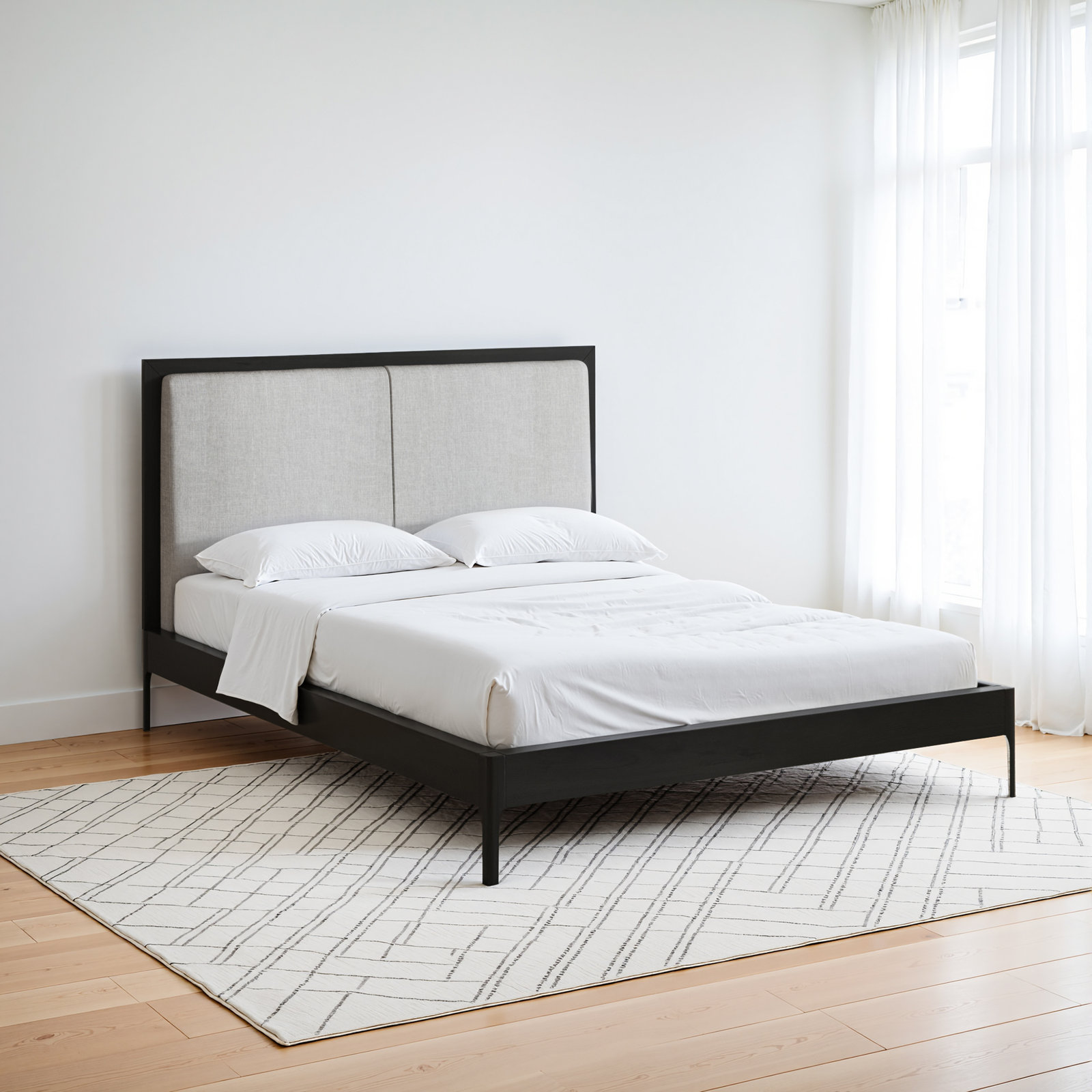 Chisa Upholstered Bed, Queen, Black