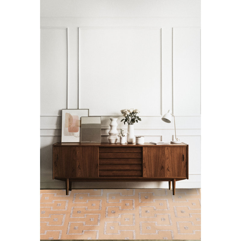 Kilim Fells Tan 5 pi 4 po x 7 pi 6 po