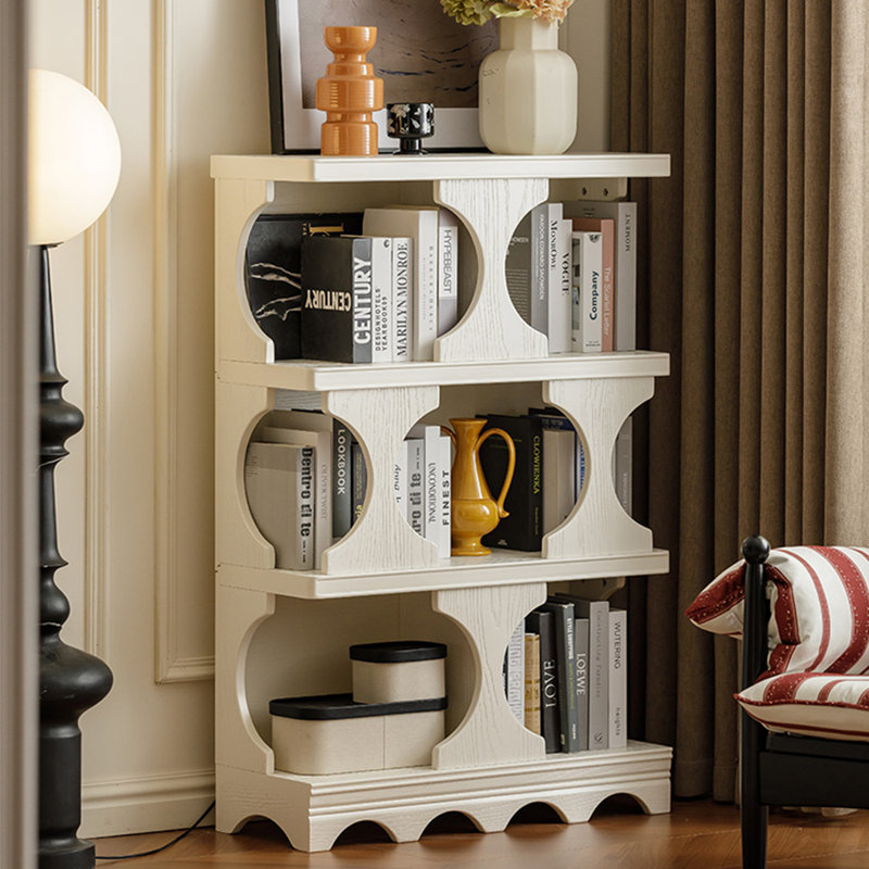 Bibliothèque romantique de style français, (3 tablettes) H 47,24 po x l 31,5 po x P 12,4 po