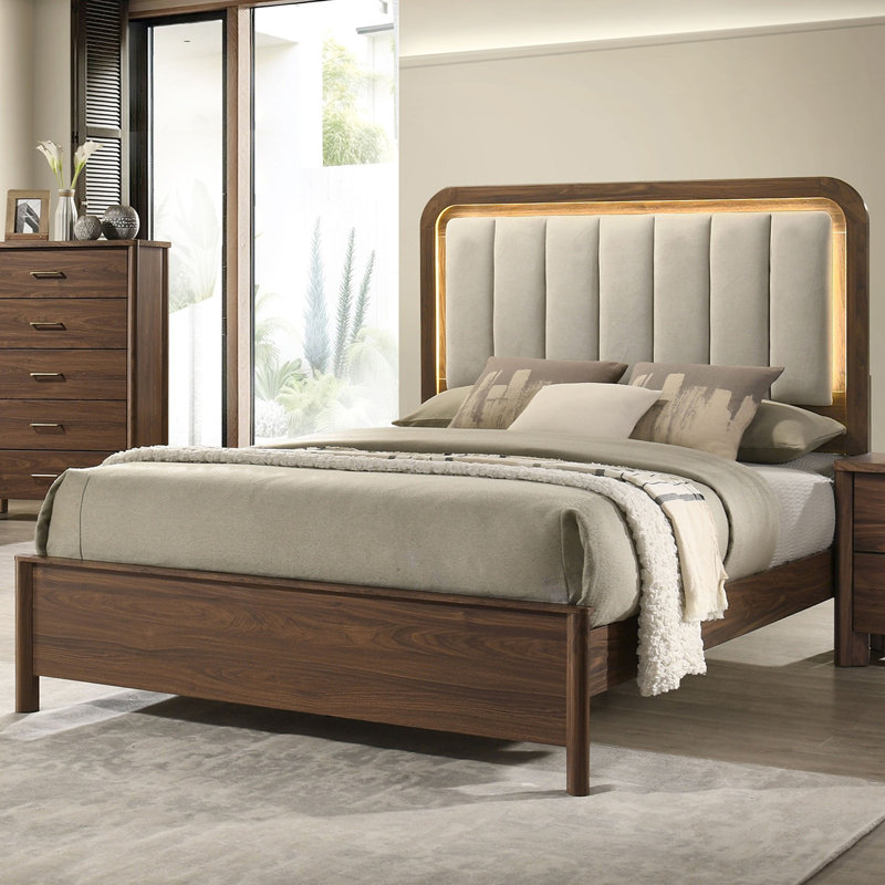 Bed, Très grand lit
