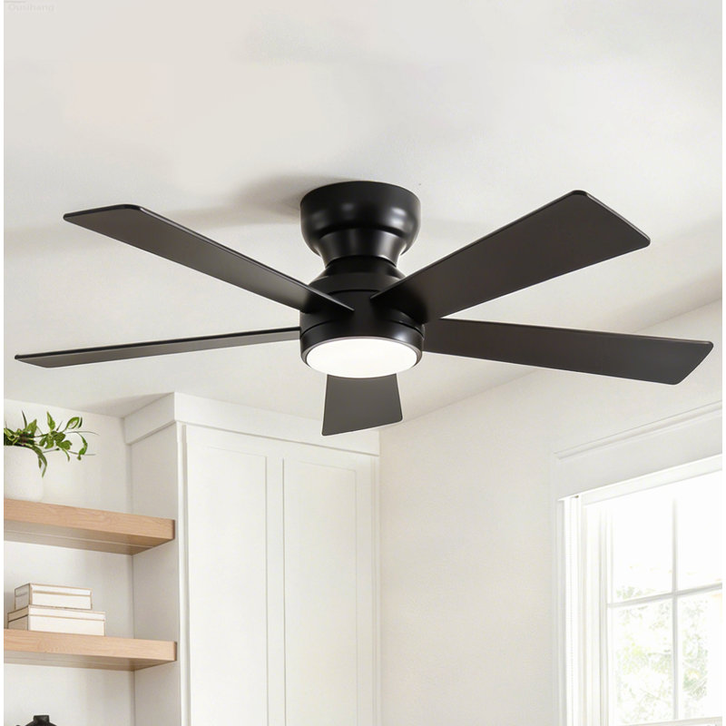 Ventilateur de plafond contemporain réversible à télécommande à 5 pales et 6 vitesses de 46 pouces avec ensemble de lumières DEL noir mat