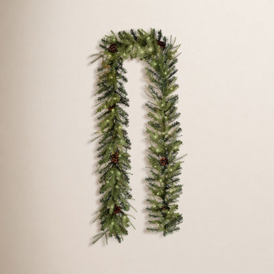 Ernberg 108" Pre-Lit Christmas Garland