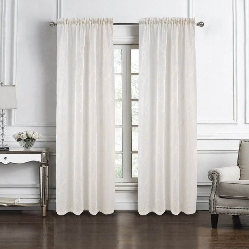 Panneau de rideau transparent brodé Sieme, L 54 po x L 95 po, Or