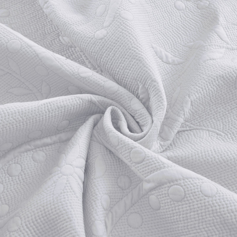 Cotton Blend Quilt, King Quilt + 2 King Shams, White