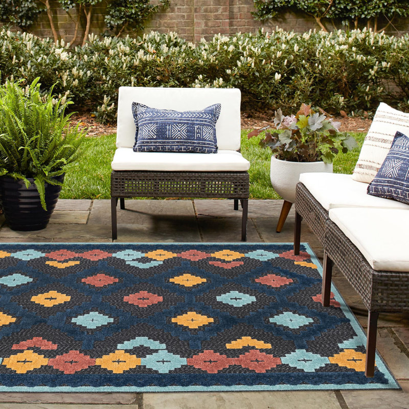 Tapis d'extérieur Haynie gris anthracite, Carré 7 pi 10 po