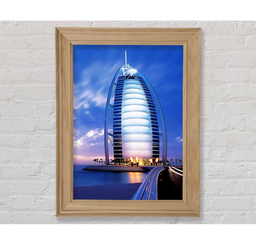 Dubai Beach Front Building - Einzelner Bilderrahmen Kunstdrucke