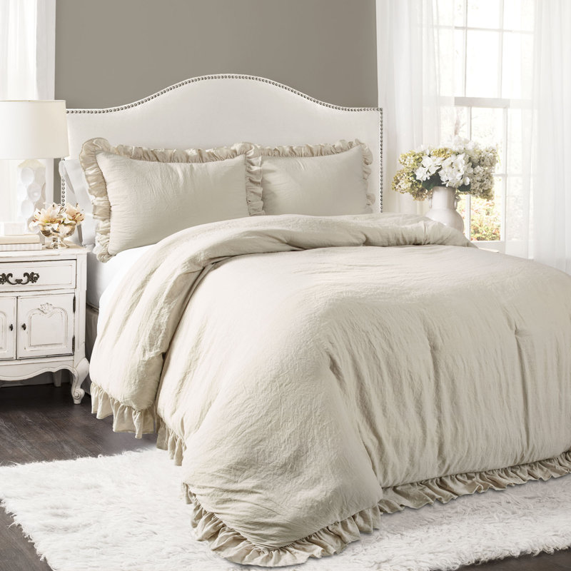Reyna Microfiber 3 Piece Comforter Set, Full/Queen Comforter + 2 Standard Shams, Wheat