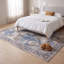 Tapis Prairie moderne à poils courts, style aquarelle abstraite, bleu, gris, or, crème, ivoire, lavable à la machine, antidérapant, pour l'intérieur et l'extérieur, adapté aux animaux domestiques, idéal pour le salon, la chambre, la salle à manger, l'entrée, le couloir ou le bureau.-880880424