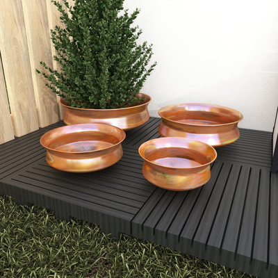 Alfarata 4 Piece Metal Wide Weathered Low Bowl Indoor Outdoor Copper Planter Set